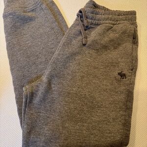 Abercrombie Kids Essential Icon fleece jogger sweatpants size 13/14